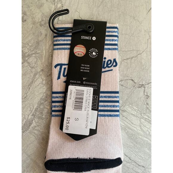 NWT Minnesota Twins Knit Crew Length Socks Size Small - Picture 5 of 5